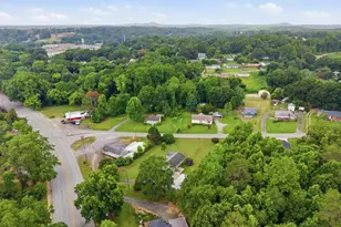 617 Pumpkintown Hwy, Pickens, SC 29671 - Photo 35