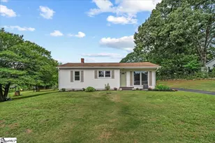 108 Valley Dr, Greer, SC 29651 - Photo 3