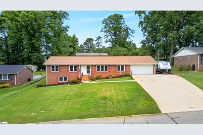 208 Holly Road, Taylors, SC 29687 - Photo 1