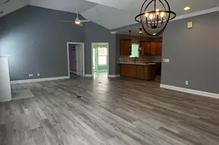 20 Shady Hollow Ln, Greer, SC 29651 - Photo 9