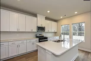 301 Lavinia Cir, Duncan, SC 29365 - Photo 13