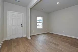 301 Lavinia Cir, Duncan, SC 29365 - Photo 3