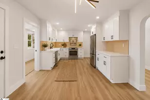 5497 Old Buncombe Rd, Greenville, SC 29609 - Photo 13