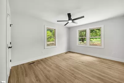 5497 Old Buncombe Road, Greenville, SC 29609 - Photo 25