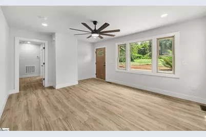 5497 Old Buncombe Road, Greenville, SC 29609 - Photo 7