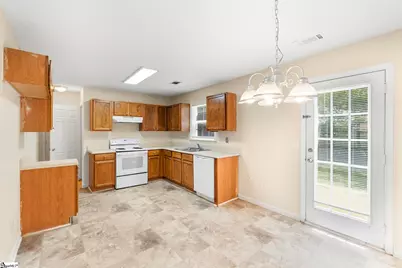 609 Golden Springs Lane, Liberty, SC 29657 - Photo 7
