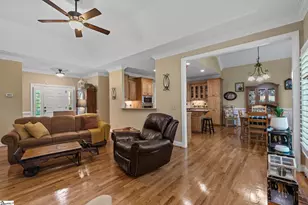 106 Birch Meadow Dr, Piedmont, SC 29673 - Photo 5