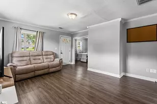 115 Clover St, Liberty, SC 29657 - Photo 7