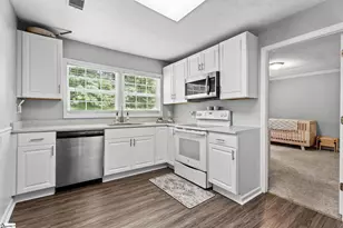 115 Clover St, Liberty, SC 29657 - Photo 9