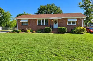 110 Knox St, Greenville, SC 29605 - Photo 1