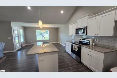 874 W Keepsake Lane, Inman, SC 29349 - Photo 5