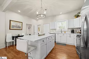 26 W 5th St, Greenville, SC 29611 - Photo 9