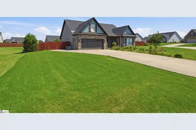 222 Creekside Farms Way, Moore, SC 29334 - Photo 1