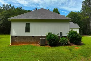 225 Meadow Brook Ln, Pickens, SC 29671 - Photo 7