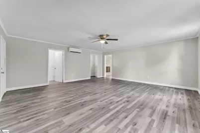 107 Carriage Lane, Simpsonville, SC 29681 - Photo 5