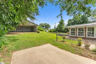 107 Carriage Ln, Simpsonville, SC 29681 - Photo 25
