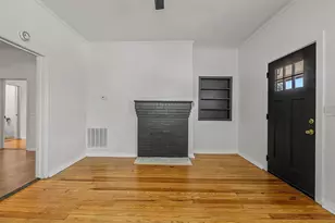 52 Hutchins St, Greenville, SC 29605 - Photo 9