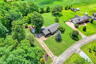 209 Hickory Dr, Easley, SC 29642 - Photo 35