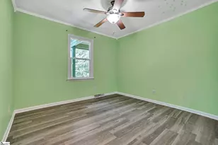 209 Hickory Dr, Easley, SC 29642 - Photo 27