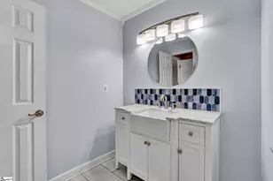 209 Hickory Dr, Easley, SC 29642 - Photo 25