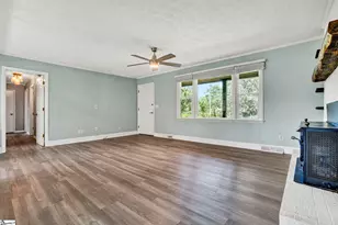 209 Hickory Dr, Easley, SC 29642 - Photo 13