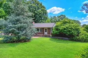 209 Hickory Dr, Easley, SC 29642 - Photo 47