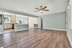 209 Hickory Dr, Easley, SC 29642 - Photo 11
