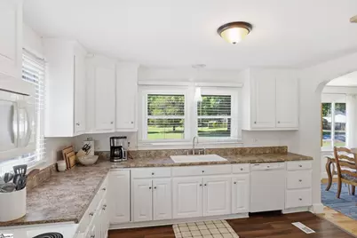 5 Courtney Circle, Greenville, SC 29617 - Photo 11