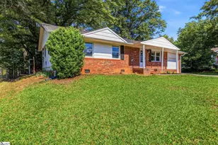 711 Hellams St, Fountain Inn, SC 29644 - Photo 3