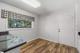 711 Hellams St, Fountain Inn, SC 29644 - Photo 17