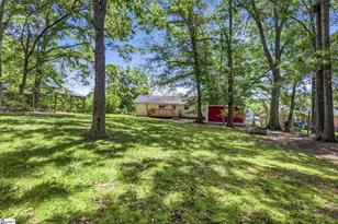 711 Hellams St, Fountain Inn, SC 29644 - Photo 9