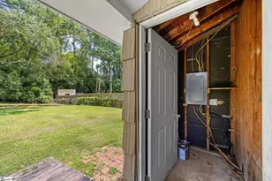 100 Whitener Ave, Spartanburg, SC 29306 - Photo 19