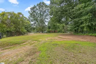 105 Whitener Ave, Spartanburg, SC 29306 - Photo 5