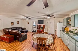 240 Canady Rd, Wellford, SC 29385 - Photo 11
