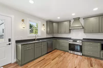 70 E Main Street, Inman, SC 29349 - Photo 9