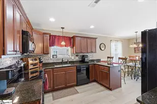 414 Aniken Cir, Boiling Springs, SC 29316 - Photo 7