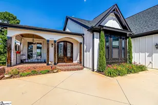 529 Coolwater Dr, Taylors, SC 29687 - Photo 5