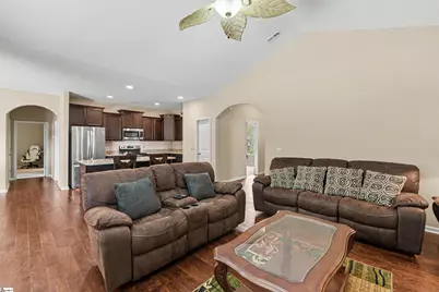 119 Colewood Place, Simpsonville, SC 29681 - Photo 9