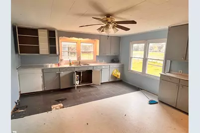 32 School Street, Enoree, SC 29335 - Photo 5