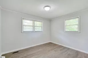 1291 Montview St, Spartanburg, SC 29307 - Photo 7