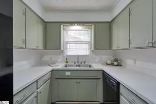 1291 Montview St, Spartanburg, SC 29307 - Photo 13