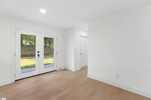 1 Brynhurst Cir, Greenville, SC 29615 - Photo 3