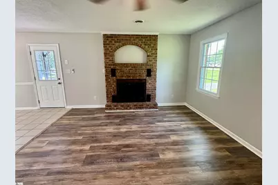 228 Greenridge Drive, Moore, SC 29369 - Photo 7