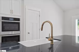 8 Pelham Crossing Drive, Greenville, SC 29615 - Photo 5