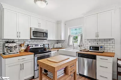 902 E Lee Road, Taylors, SC 29687 - Photo 9