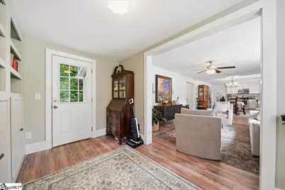 902 E Lee Road, Taylors, SC 29687 - Photo 15