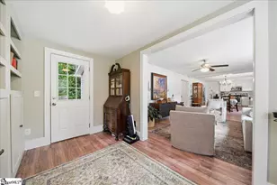 902 E Lee Rd, Taylors, SC 29687 - Photo 15