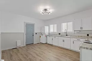 5 Conyers St, Greenville, SC 29609 - Photo 9