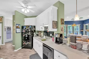 726 Moonridge Dr, Moore, SC 29369 - Photo 11