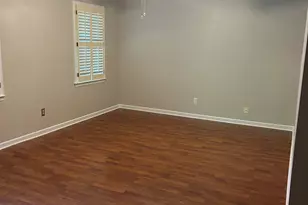 25 Oakwood Dr, Greenville, SC 29609 - Photo 7